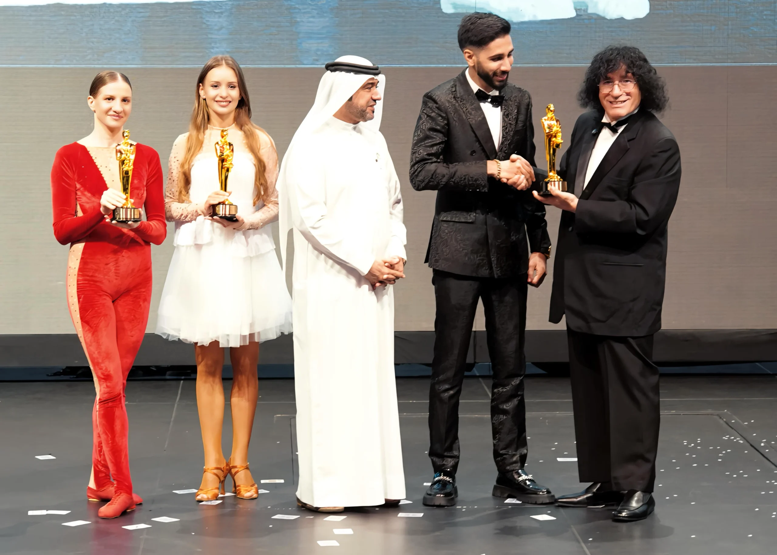 The Oscar of Magic: Silis Kopen Wins the 2025 Merlin Award in Dubai